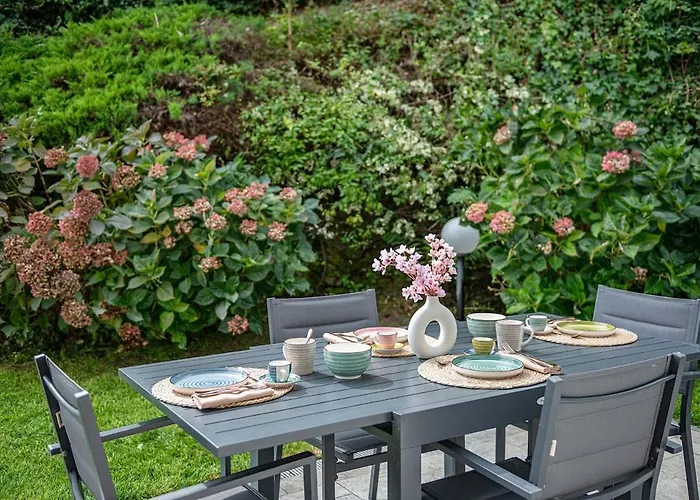 Luna By Comorooms コモ